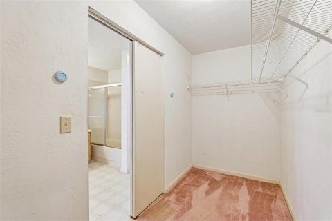 Villa ou maison à vendre à Palm Coast, Floride: 4 chambres, 218.88 m2 № 2419697 - photo 14