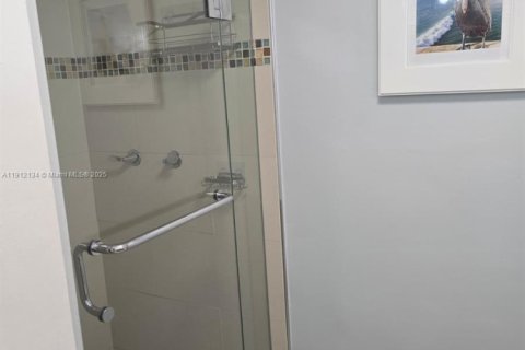 Copropriété à vendre à Miami, Floride: 2 chambres, 73.67 m2 № 2013622 - photo 7