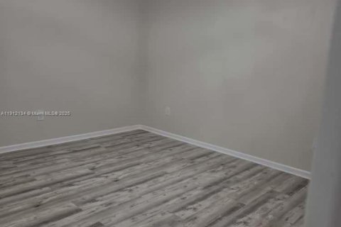 Copropriété à vendre à Miami, Floride: 2 chambres, 73.67 m2 № 2013622 - photo 14