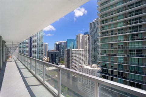 Condo in Miami, Florida, 2 bedrooms  № 1706675 - photo 2