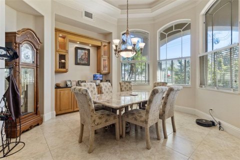 House in Port Charlotte, Florida 3 bedrooms, 396.23 sq.m. № 2330329 - photo 9