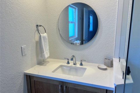 Villa ou maison à louer à Sarasota, Floride: 2 chambres, 110.55 m2 № 2108706 - photo 16