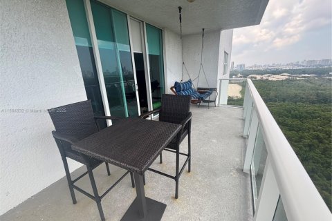 Condo in North Miami, Florida, 3 bedrooms  № 1893292 - photo 30