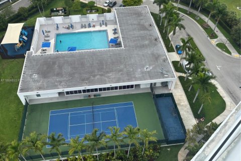 Condo in North Miami, Florida, 3 bedrooms  № 1893292 - photo 29