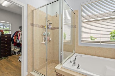 Villa ou maison à vendre à Apopka, Floride: 4 chambres, 284.56 m2 № 2142018 - photo 26