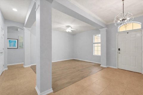 Villa ou maison à vendre à Apopka, Floride: 4 chambres, 284.56 m2 № 2142018 - photo 4