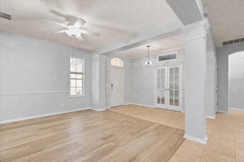 Villa ou maison à vendre à Apopka, Floride: 4 chambres, 284.56 m2 № 2142018 - photo 6