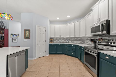 Villa ou maison à vendre à Apopka, Floride: 4 chambres, 284.56 m2 № 2142018 - photo 14