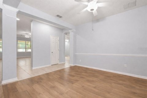 Villa ou maison à vendre à Apopka, Floride: 4 chambres, 284.56 m2 № 2142018 - photo 8