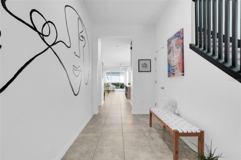 House in Winter Garden, Florida 4 bedrooms, 208.84 sq.m. № 1898700 - photo 6