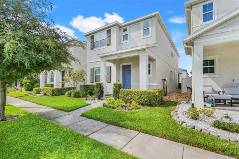 House in Winter Garden, Florida 4 bedrooms, 208.84 sq.m. № 1898700 - photo 1