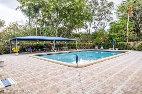 Townhouse in Coconut Creek, Florida 2 bedrooms, 93.83 sq.m. № 2058856 - photo 23