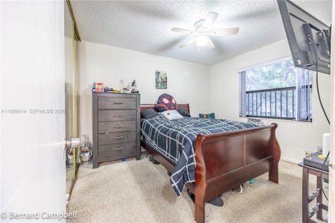 Townhouse in Coconut Creek, Florida 2 bedrooms, 93.83 sq.m. № 2058856 - photo 17