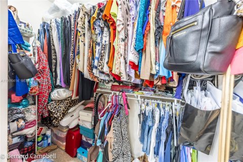 Townhouse in Coconut Creek, Florida 2 bedrooms, 93.83 sq.m. № 2058856 - photo 16