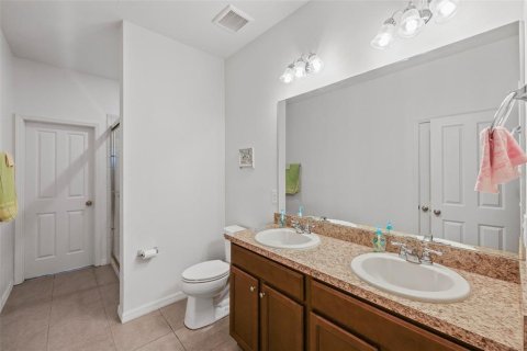 House in Punta Gorda, Florida 2 bedrooms, 121.79 sq.m. № 1904217 - photo 11