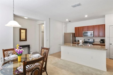 House in Punta Gorda, Florida 2 bedrooms, 121.79 sq.m. № 1904217 - photo 5