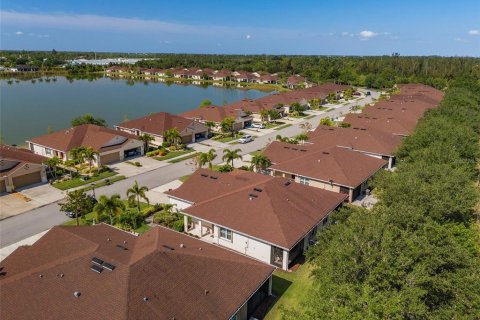 House in Punta Gorda, Florida 2 bedrooms, 121.79 sq.m. № 1904217 - photo 17