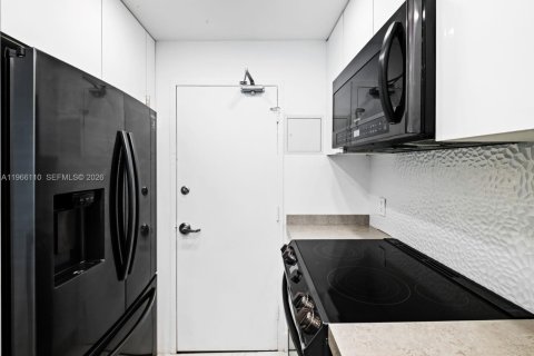 Condominio en venta en Miami Beach, Florida, 1 dormitorio, 89.37 m2 № 2031909 - foto 20