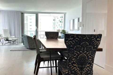 Condominio en venta en Miami Beach, Florida, 1 dormitorio, 89.37 m2 № 2031909 - foto 16