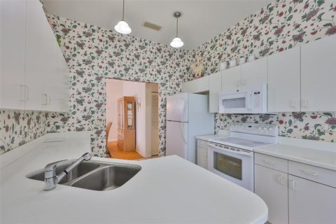 Condominio en venta en Sun City Center, Florida, 2 dormitorios, 143.35 m2 № 1894832 - foto 21