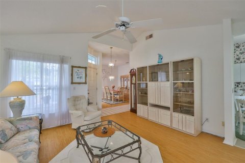 Condominio en venta en Sun City Center, Florida, 2 dormitorios, 143.35 m2 № 1894832 - foto 11