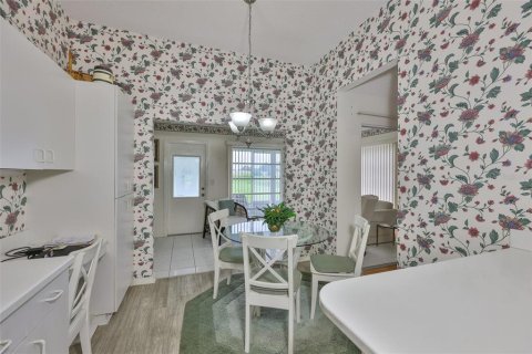 Condominio en venta en Sun City Center, Florida, 2 dormitorios, 143.35 m2 № 1894832 - foto 14