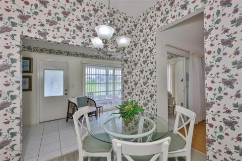 Condominio en venta en Sun City Center, Florida, 2 dormitorios, 143.35 m2 № 1894832 - foto 12