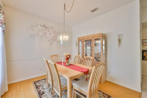 Condominio en venta en Sun City Center, Florida, 2 dormitorios, 143.35 m2 № 1894832 - foto 10