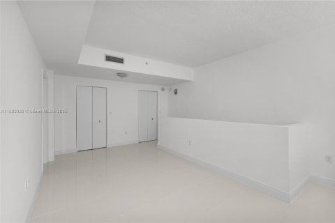 Купить кондоминиум в Майами, Флорида 2 спальни, 128.21м2, № 1943996 - фото 20