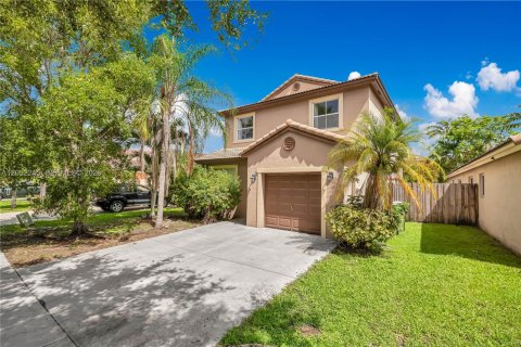 Casa en venta en Homestead, Florida, 3 dormitorios, 157.28 m2 № 2274705 - foto 2