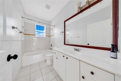 Casa en venta en Homestead, Florida, 3 dormitorios, 157.28 m2 № 2274705 - foto 27