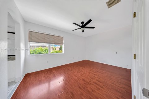 Casa en venta en Homestead, Florida, 3 dormitorios, 157.28 m2 № 2274705 - foto 20