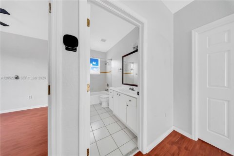 Casa en venta en Homestead, Florida, 3 dormitorios, 157.28 m2 № 2274705 - foto 26