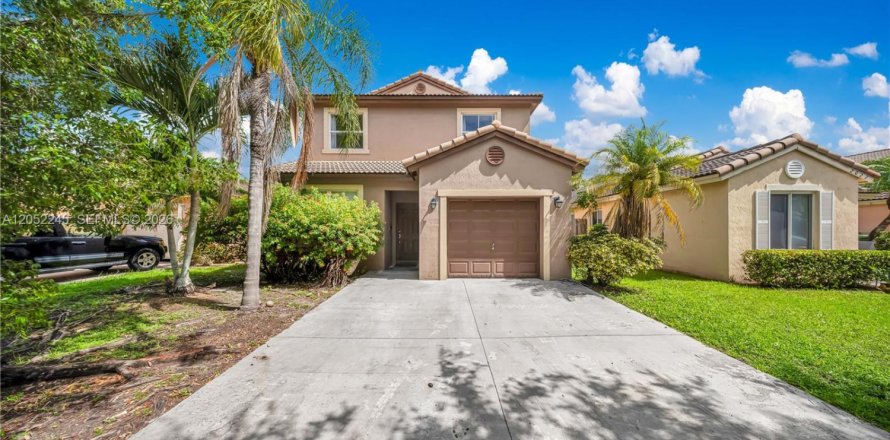 Casa en Homestead, Florida 3 dormitorios, 157.28 m2 № 2274705