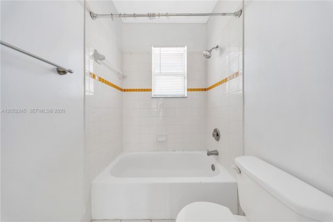 Casa en venta en Homestead, Florida, 3 dormitorios, 157.28 m2 № 2274705 - foto 19