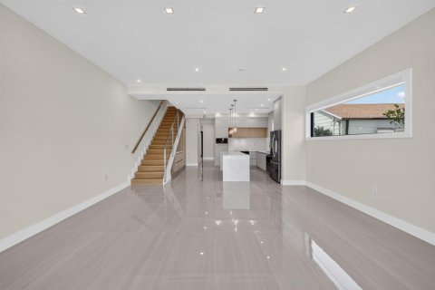 Touwnhouse à louer à Fort Lauderdale, Floride: 4 chambres, 238.29 m2 № 2191675 - photo 22