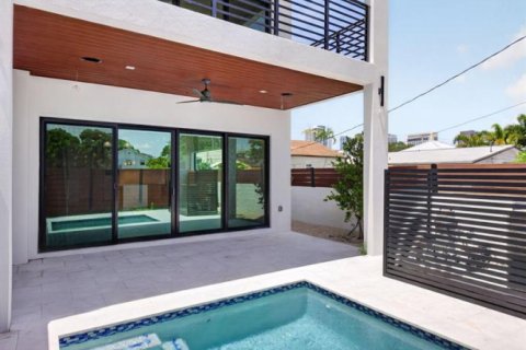 Touwnhouse à louer à Fort Lauderdale, Floride: 4 chambres, 238.29 m2 № 2191675 - photo 28
