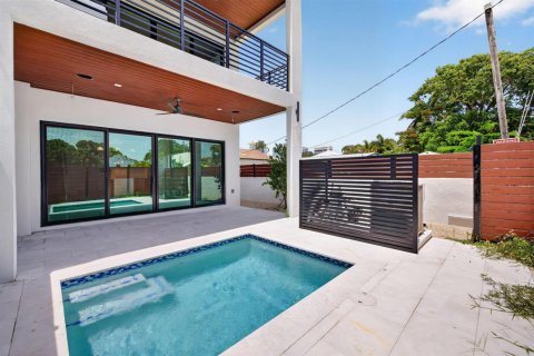 Touwnhouse à louer à Fort Lauderdale, Floride: 4 chambres, 238.29 m2 № 2191675 - photo 27