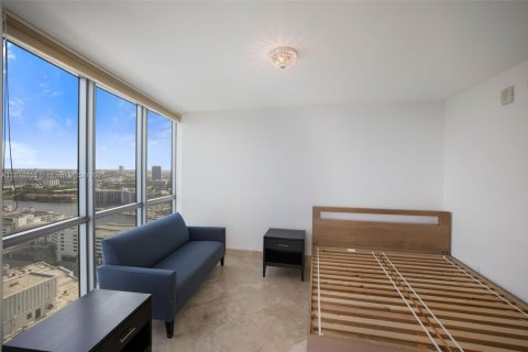 Condo in Hollywood, Florida, 3 bedrooms  № 2039343 - photo 30