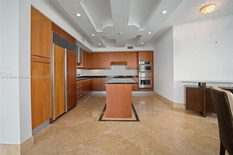 Condo in Hollywood, Florida, 3 bedrooms  № 2039343 - photo 15