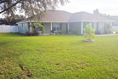 Villa ou maison à vendre à Winter Haven, Floride: 3 chambres, 160.54 m2 № 1887131 - photo 1