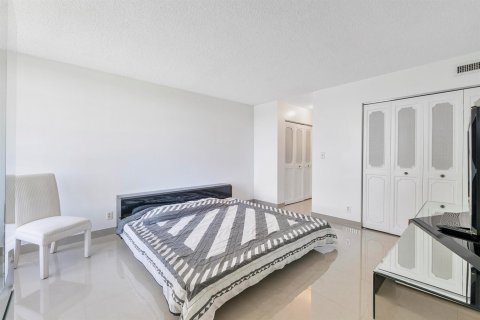 Condominio en venta en Margate, Florida, 2 dormitorios, 101.26 m2 № 2241540 - foto 17