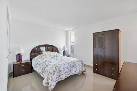 Condominio en venta en Margate, Florida, 2 dormitorios, 101.26 m2 № 2241540 - foto 20
