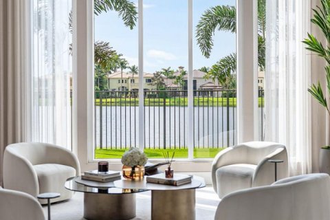 House in Boca Raton, Florida 6 bedrooms, 481.98 sq.m. № 2411770 - photo 14