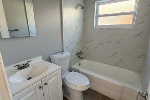 Appartement à louer à Saint Petersburg, Floride: 3 pièces, 37.16 m2 № 2419893 - photo 7