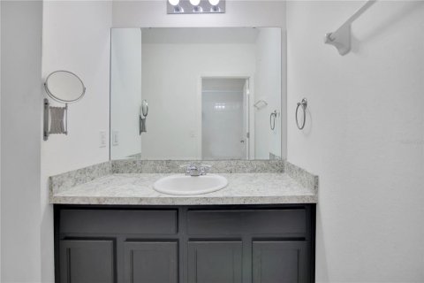 Снять в аренду таунхаус в Киссимми, Флорида 6 комнат, 184.41м2, № 2114106 - фото 23