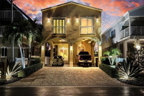 Casa en venta en Tavernier, Florida, 3 dormitorios, 246.93 m2 № 2033542 - foto 4