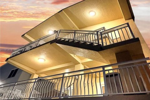 Casa en venta en Tavernier, Florida, 3 dormitorios, 246.93 m2 № 2033542 - foto 6