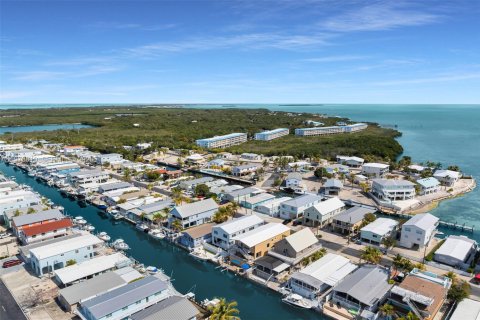 Casa en venta en Tavernier, Florida, 3 dormitorios, 246.93 m2 № 2033542 - foto 15