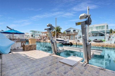 Casa en venta en Tavernier, Florida, 3 dormitorios, 246.93 m2 № 2033542 - foto 2